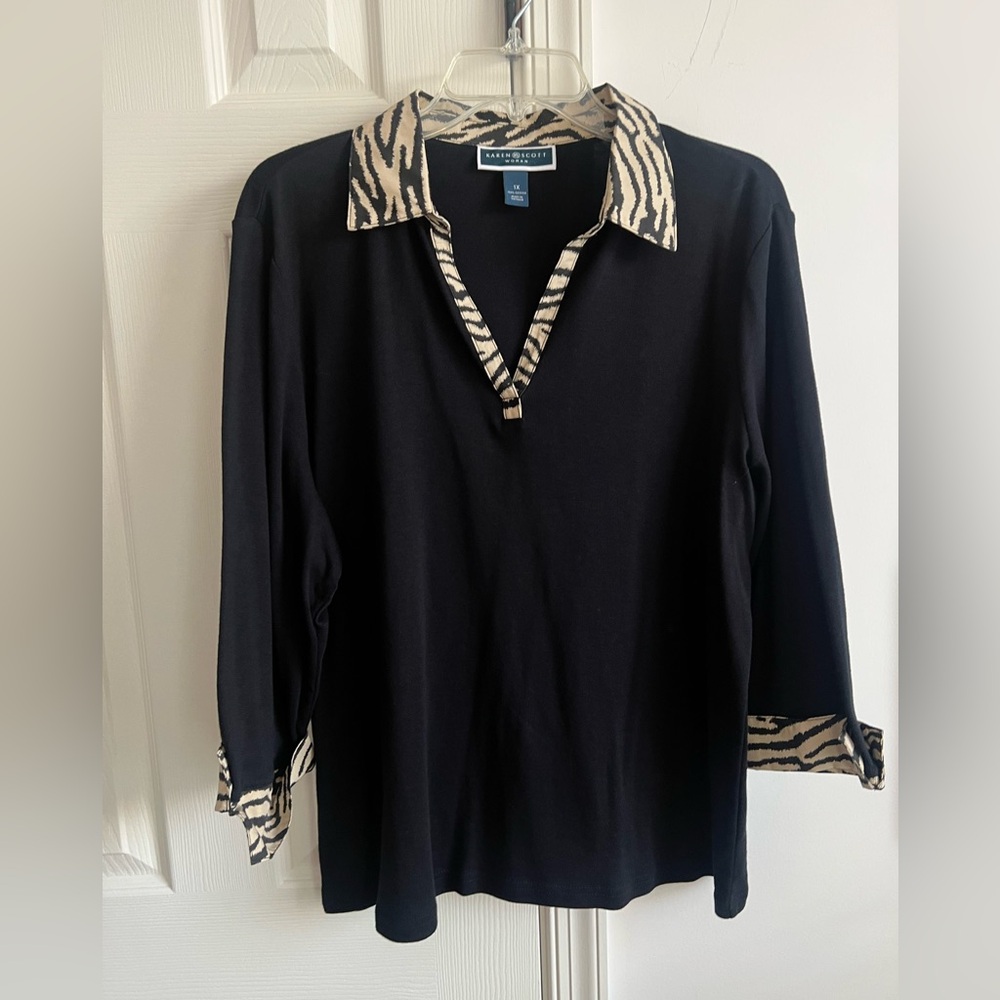 Karen Scott Black Top with Zebra Trim Collar 1X
